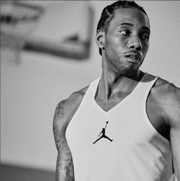 官方：因球迷对阿奇姆彭的歧视言行，成都蓉城被罚款50万元（官方处罚：成都蓉城因球迷歧视阿奇姆彭被罚款50万元）