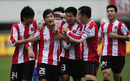 米体：霍伊伦像卡瓦尼或早期伊瓜因，对球队进攻端是锦上添花（米体：霍伊伦颇有卡瓦尼与早期伊瓜因之风，为球队进攻如虎添翼）