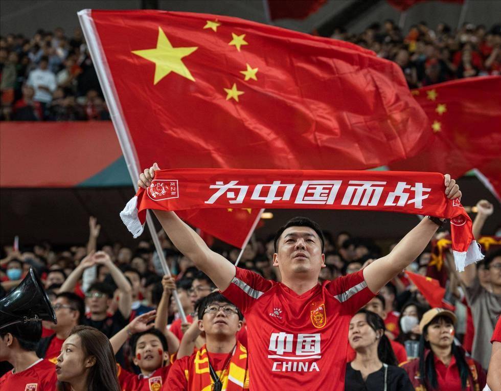 连续5个英超客场送助攻，B费成历史第五人（英超客场5连场送助攻，B费跻身历史第五）