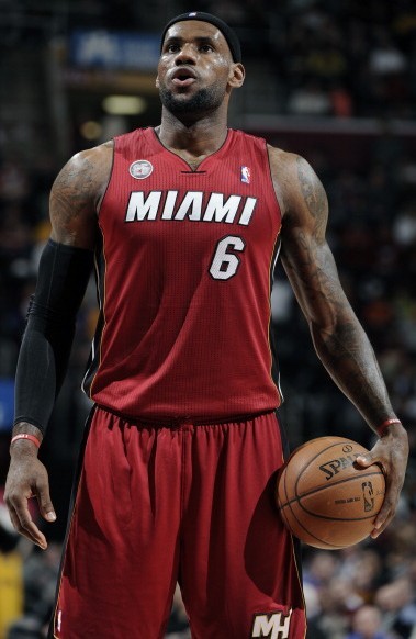 弗罗因德：现在是终结药厂客场不败纪录的好时机；格雷罗很棒（弗罗因德：此刻是终结勒沃库森客场不败的最佳时机，格雷罗表现出色）