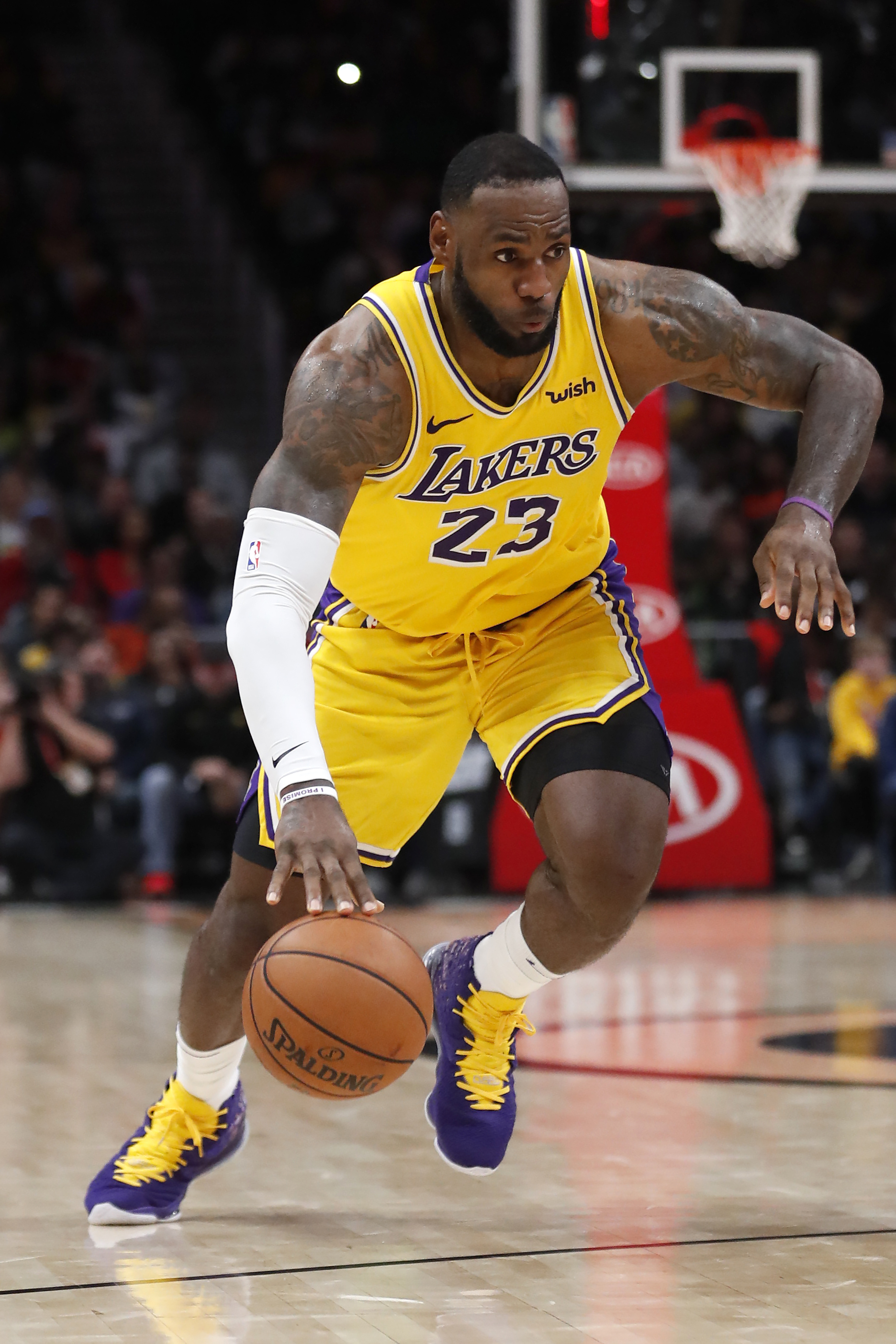 韩镕泽：赢下这场比赛是靠全队的信念，感谢球迷这一年的支持（韩镕泽：靠全队信念拿下胜利，感谢球迷一年以来的支持）