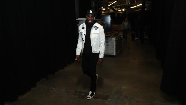 刘军帅晒海牛队与远征军合照：又在末轮完成目标，祝未来可期（刘军帅分享海牛队与远征军合影：末战再兑现目标，盼前路可期）