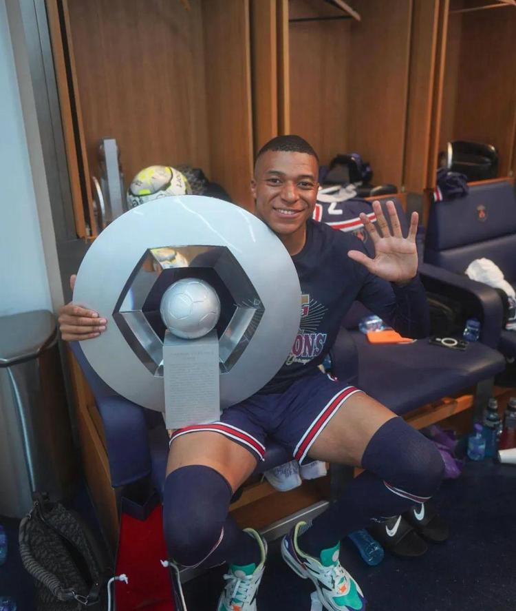 沙特队组织严密（沙特队战术纪律严整）