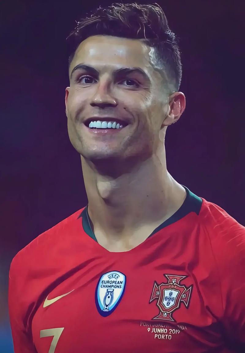 范晓冬：亚泰不破不立需要重建，最适合的人选是杜震宇（范晓冬：亚泰唯有重建方能突围，杜震宇是最佳人选）